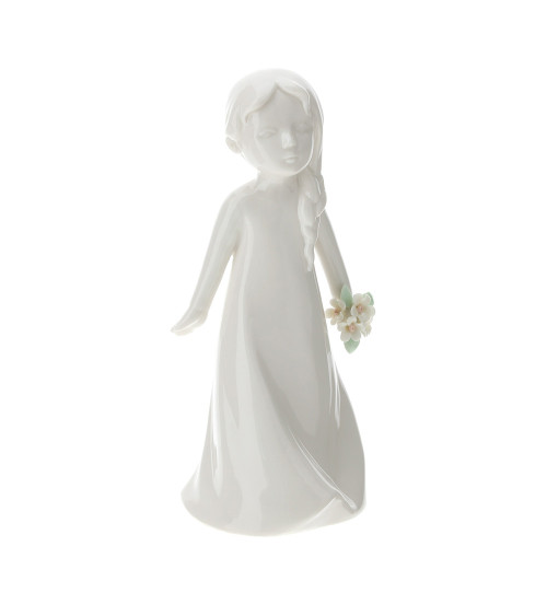 Bimba con treccia e mazzo di fiori