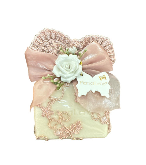 SACCHETTO CON SAPONE PIZZO ROSA
