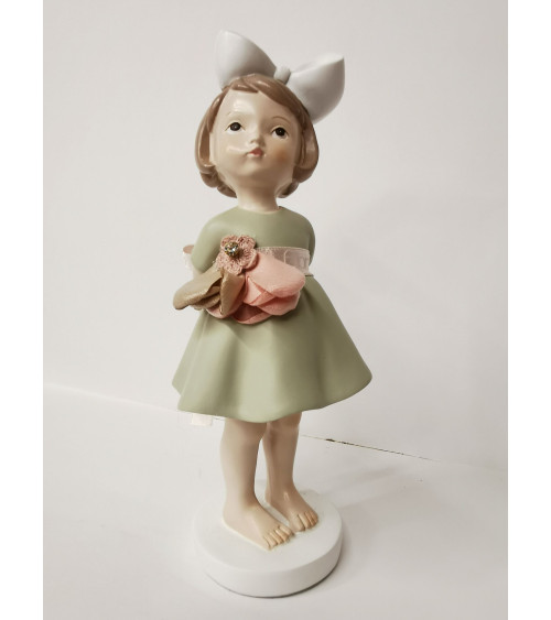 Bimba in resina verde