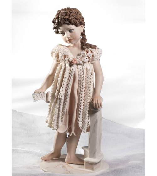 STATUA IN PORCELLANA LAVINIA SIBANIA