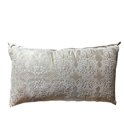 CUSCINO NOCCIOLA IN SETA CON PIZZO 84 CM