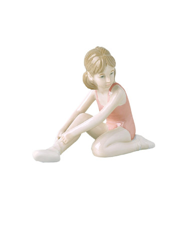 Ballerina streching Hervit